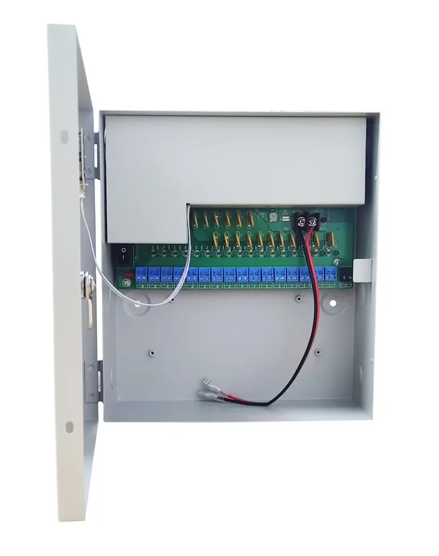 Alimentation en coffret pour caméras, 20 A, 16+1 sorties, montage en rack possible